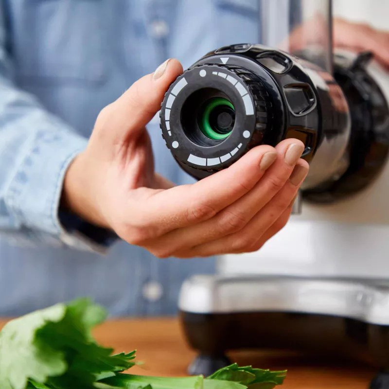 Omega MM900 Slowjuicer | Selderij Juicer - Chroom - 80 RPM - Afbeelding 3